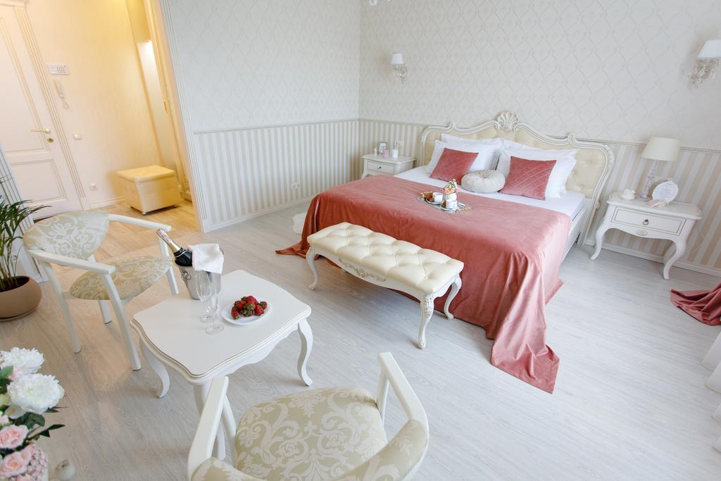 Royal Suite Apartment With Jacuzzi Sumy Exterior foto
